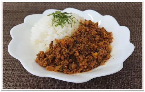 写真：簡単ドライカレー