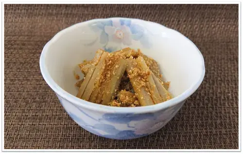 写真：たたきごぼう