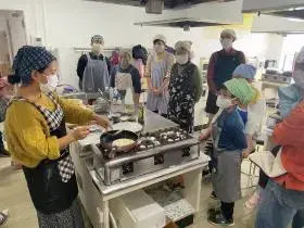 写真：料理教室の様子