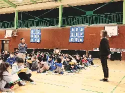 写真：交流の様子2