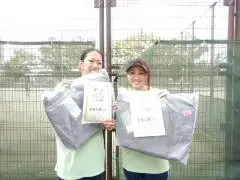 女子1位ペアの写真