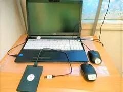 ノートパソコンの写真