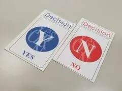 写真：クロスロードゲームに使用するカード