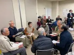 写真：情報交換4