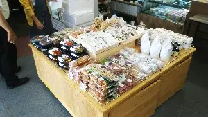 写真：店内の様子1