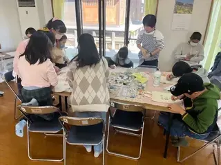 マイバックにハンコを押している様子