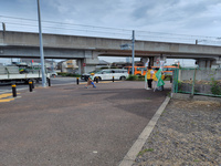 百合丘のあいさつ運動の様子