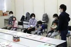 写真：ゲストの自己紹介