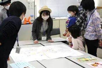 写真：交流会の様子1