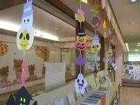 写真：ハロウィンのつるし飾り