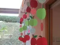 写真：りんごのつるし飾り