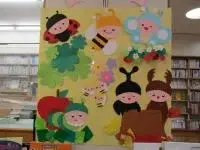 写真：虫の壁飾り