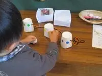 写真：ハロウィン工作の様子2
