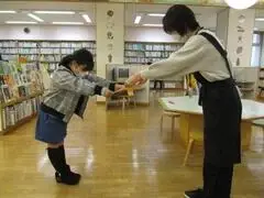 写真：小学校低学年の部 表彰の様子