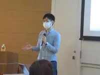 写真：自己紹介の様子