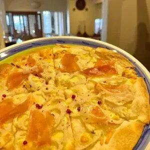 写真：守谷産中村農園のれんこんとモルタデッラのピッツァ