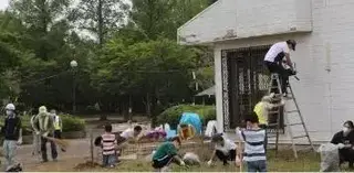 写真：開店準備の様子2