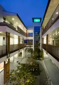 写真：アワーズもりや中庭