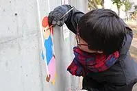 写真：16か所目とイヌイマサノリさん