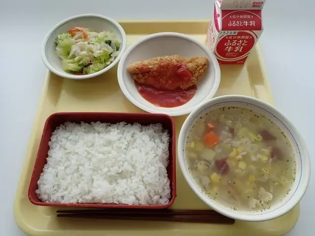 写真：10月2日（月曜）給食