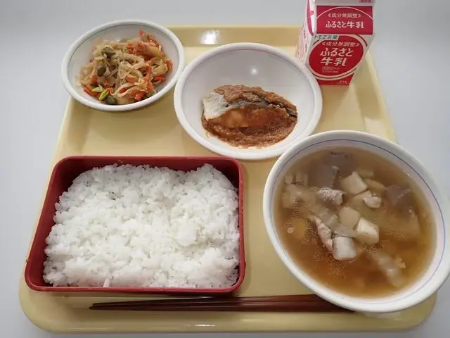 写真：10月25日（水曜）給食