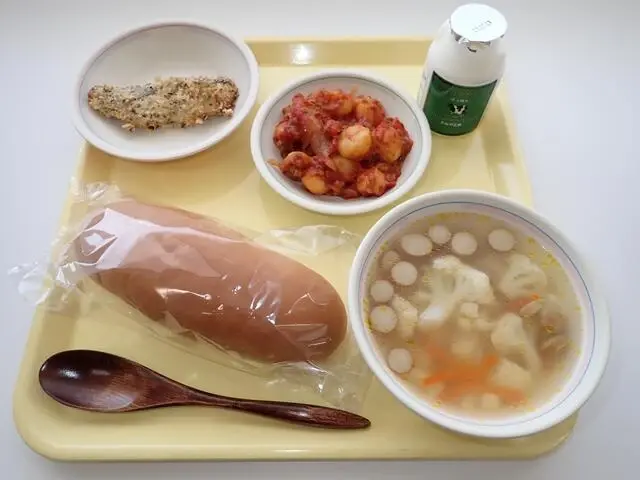 写真：10月3日（火曜）給食