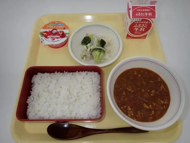 写真：11月15日（水曜）給食