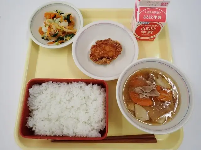 写真：11月27日（月曜）給食