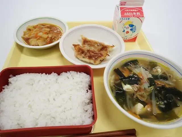 写真：11月30日（木曜）給食