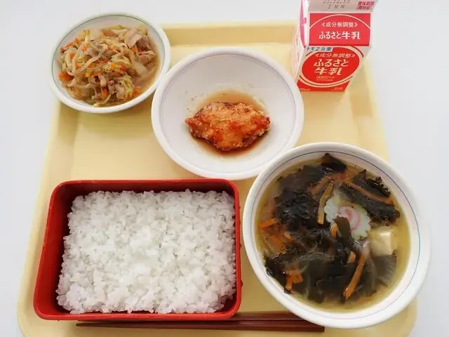 写真：12月1日（金曜）給食