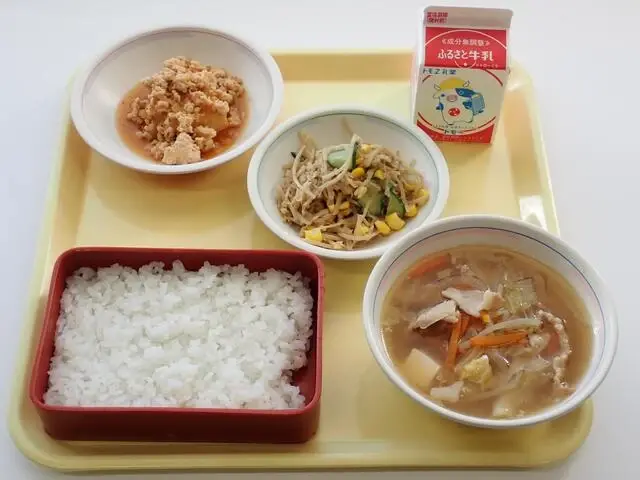 写真：12月4日（月曜）給食