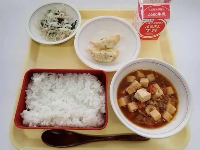 写真：12月15日（金曜）給食
