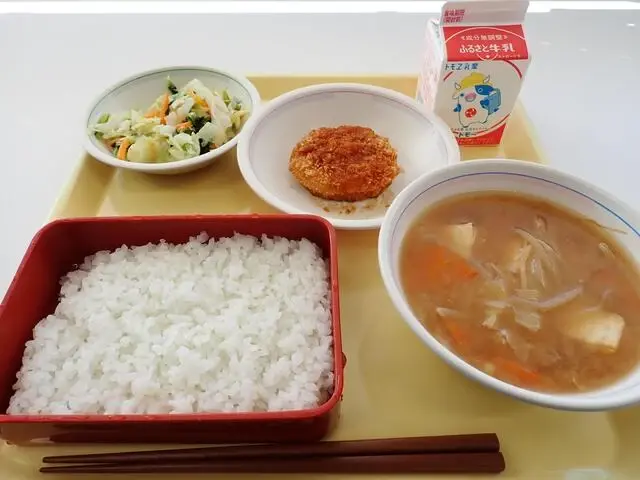 写真：12月14日（木曜）給食
