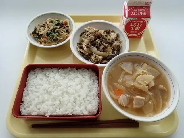 写真：10月2日（月曜）給食