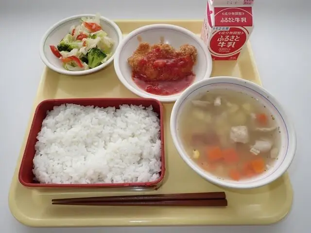 写真：10月4日（水曜）給食