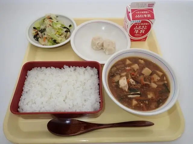 写真：10月16日（月曜）給食