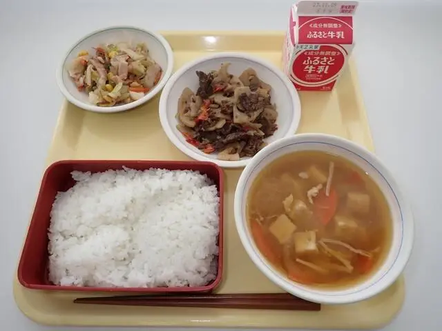 写真：10月30日（月曜）給食