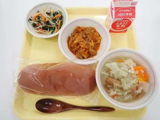 写真：11月24日（金曜）給食