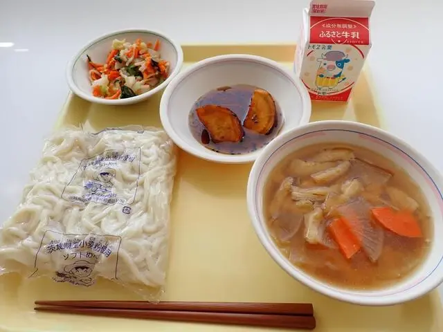 写真：11月9日（木曜）給食