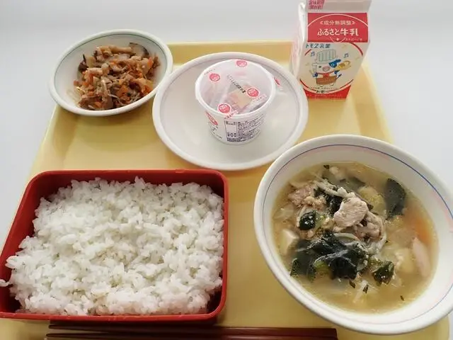 写真：11月21日（火曜）給食