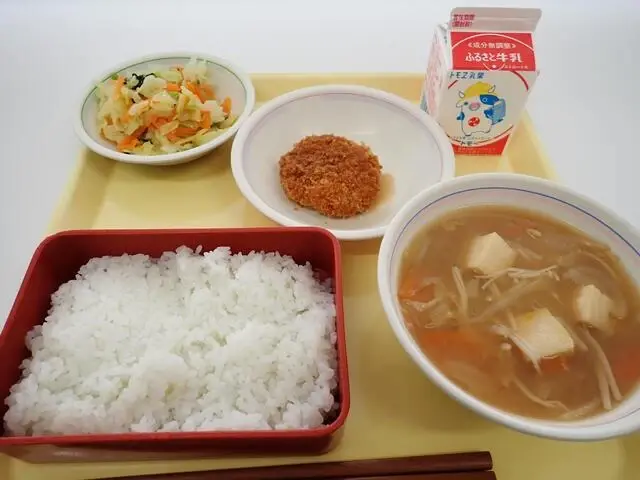 写真：12月12日（火曜）給食