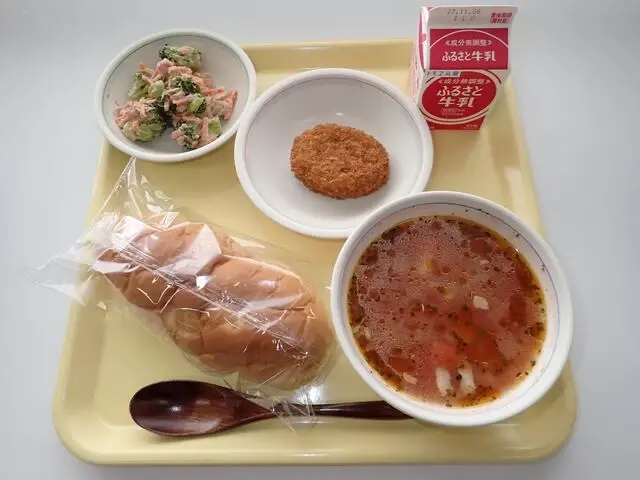 写真：10月25日（水曜）給食