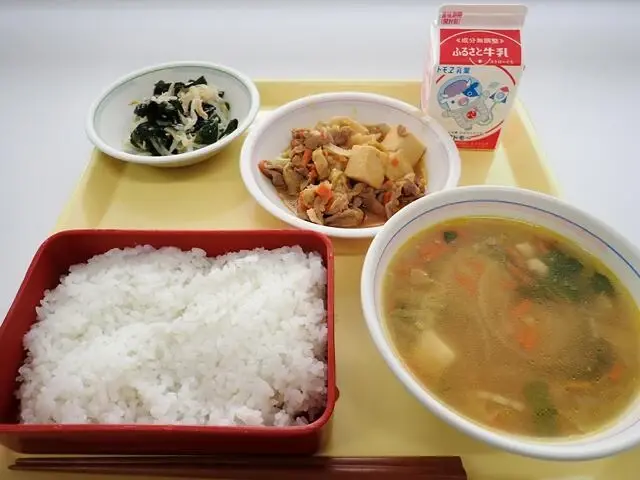 写真：11月7日（火曜）給食