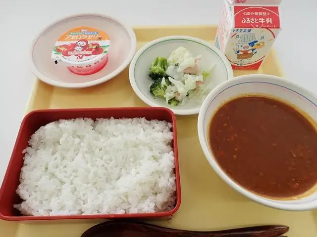 写真：11月13日（月曜）給食