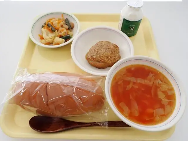 写真：12月13日（水曜）給食