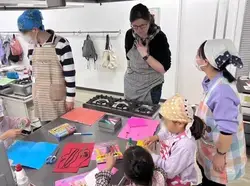 カード作りの様子