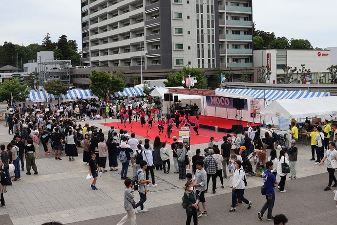 写真：MOCOフェスタ2024のステージ