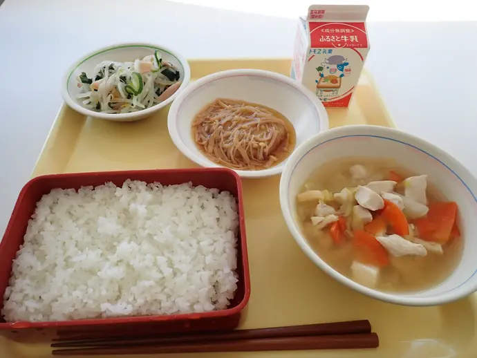 写真：1月9日（火曜）給食