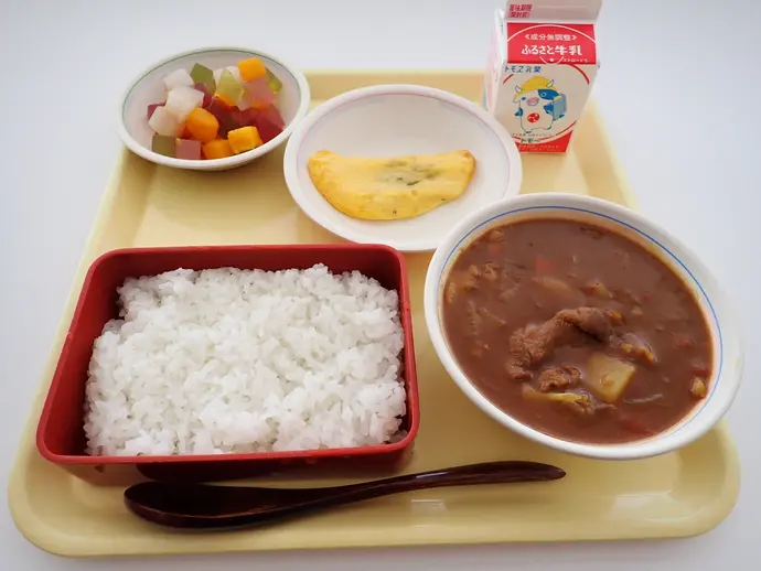 写真：2月8日（木曜）給食