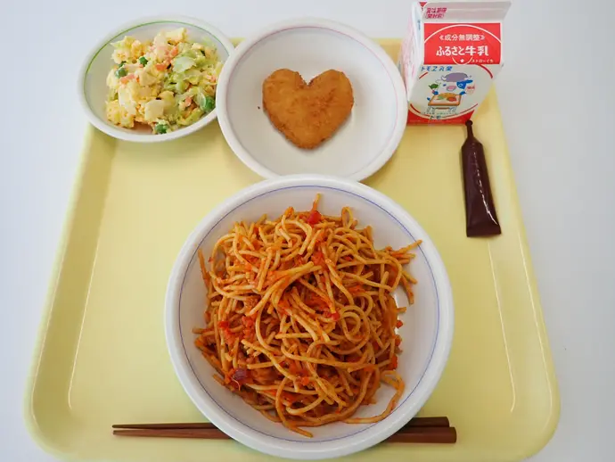 写真：2月15日（木曜）給食